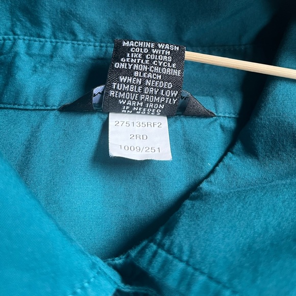 Moda International Women's Button Down Blouse Teal Color Size Small - Picture 12 of 12